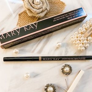 Mary Kay Precision Brow Liner